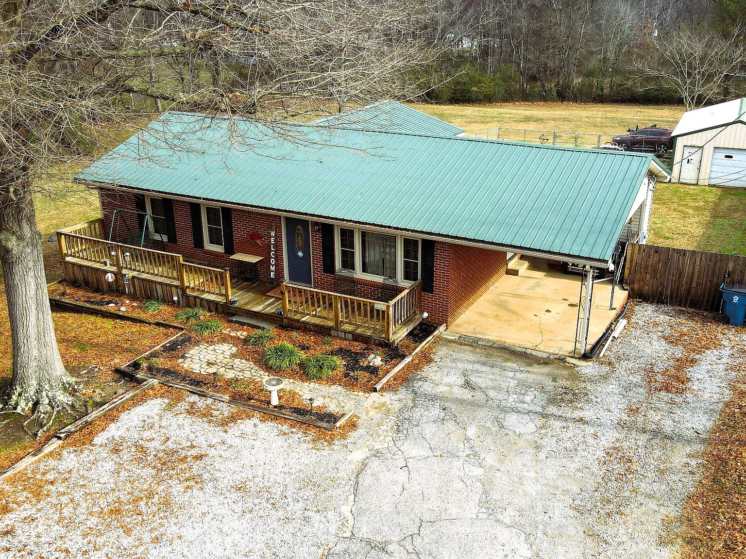 213 Lankford St, Bruceton, TN 38317 | Zillow