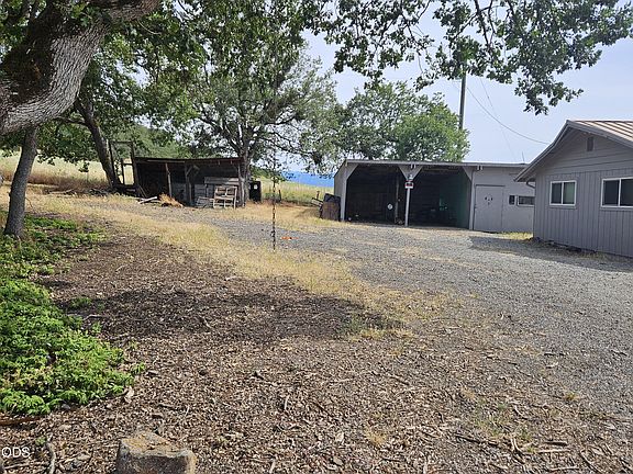 5th image of 6013 Foothill Rd