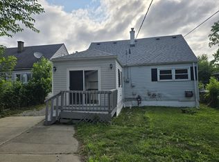 15126 Oldham St, Taylor, MI 48180