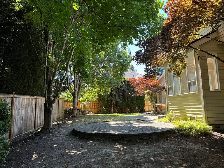 27171 SE 25th Pl — Photo 37