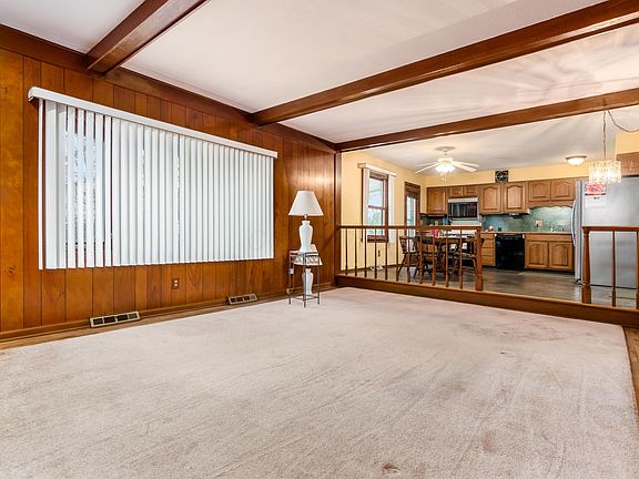 4th image of 1795 Harrington Dr