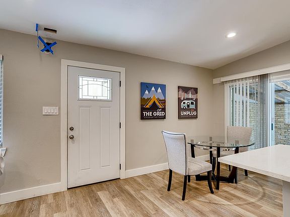3rd image of 8513 Dryfield Dr Building B