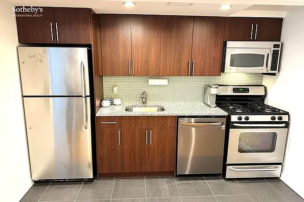 Rented by Sotheby's International Realty | media 3