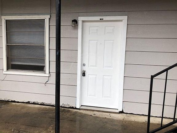 2nd image of 301 Liberty St #168070524