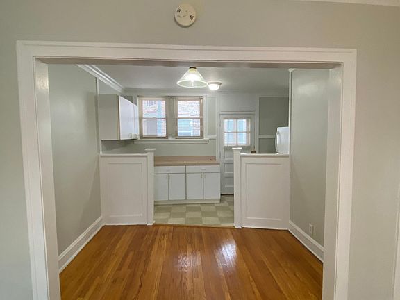 3rd image of 1565 W Birchwood Ave APT 2