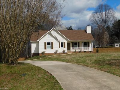 9404 Smoke Hollow Rd, Kernersville, NC, 27284