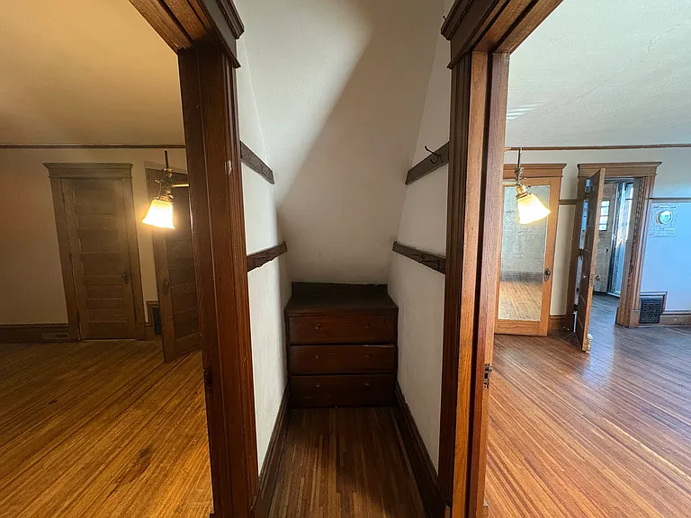 519 Park Ave — Photo 7