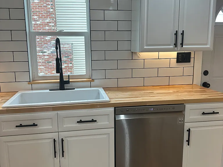 410 Elm St #1 — Photo 5