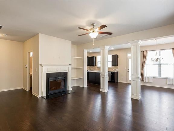 5th image of 3619 Brockenhurst Dr