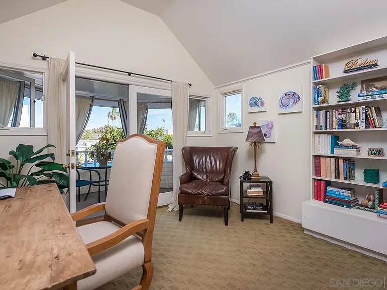 7337 Olivetas Ave — Photo 16