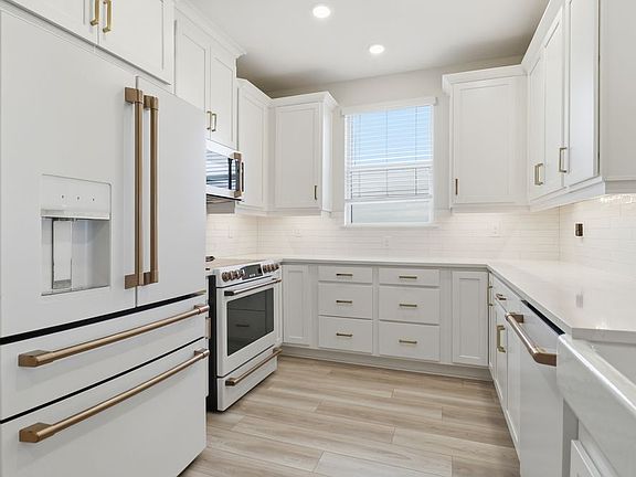 3rd image of 15339 Giardino Dr Unit 101