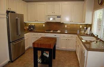 5th image of 256 Stetson Dr