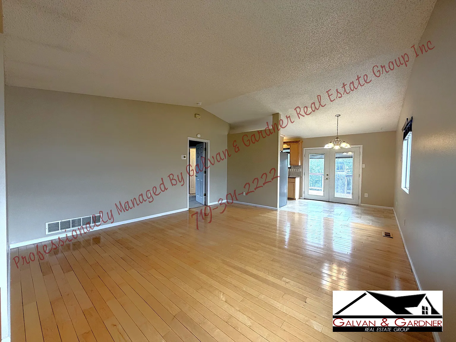 3 bed, 1548 sqft, $2,100 — Photo 4