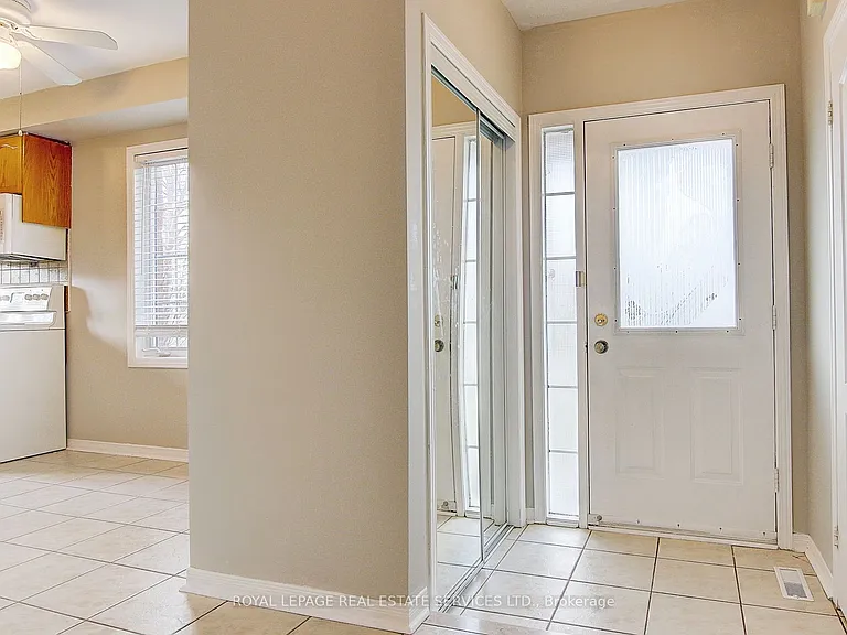 1498 Pinecliff Rd — Photo 4