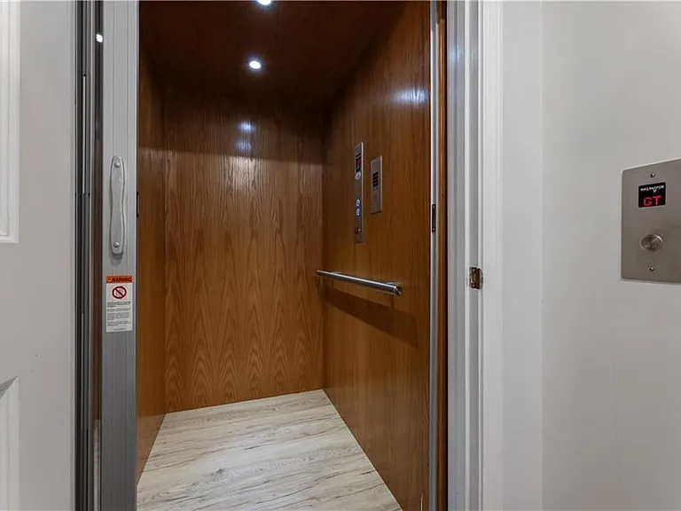 14 Clinton Ave #3 — Photo 15