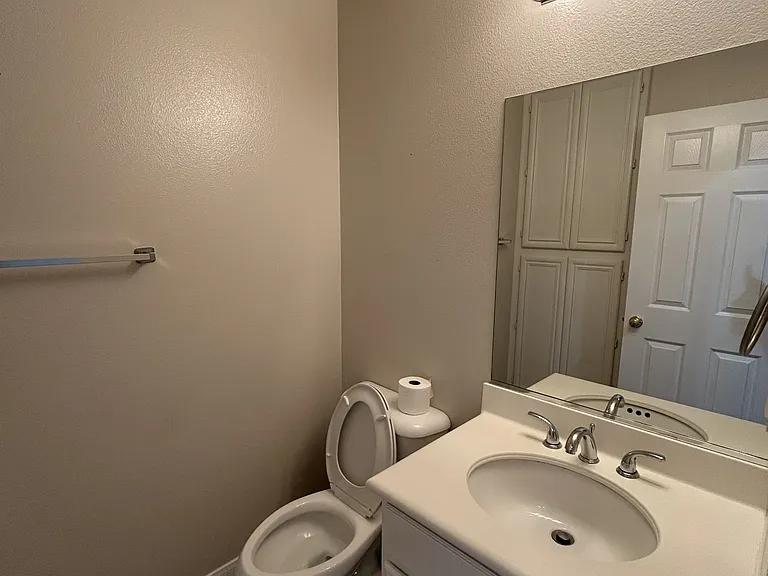 7572 Corona Valley Ave — Photo 16
