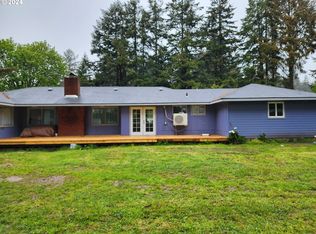 43460 Nicholson Dr, Port Orford, OR 97465