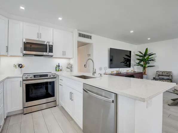 461 N Brittany J, Delray Beach, FL 33446