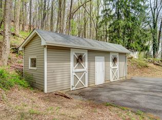 34 Cold Springs Rd, Tewksbury Twp, NJ 07830