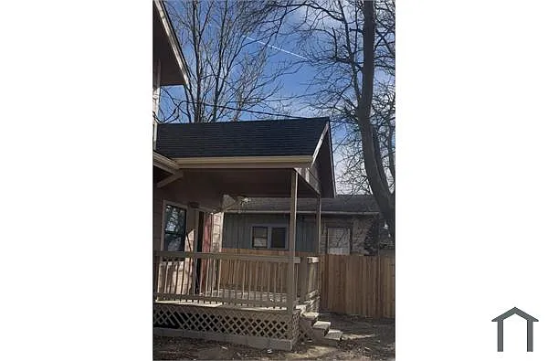 Building Photo - 52 N Zunis Ave #52