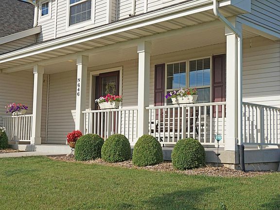 3rd image of N646 Westview Dr