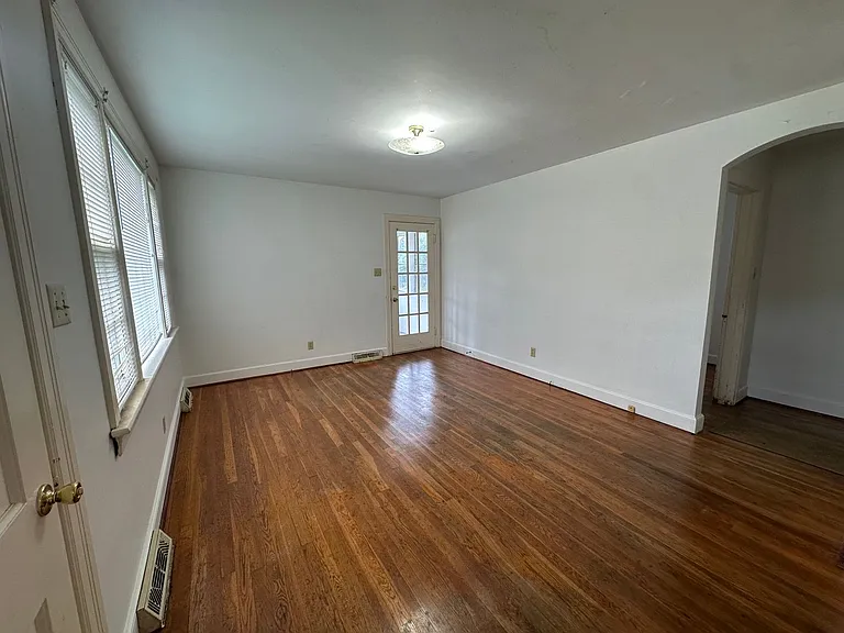 1061 Village Hwy — Photo 5