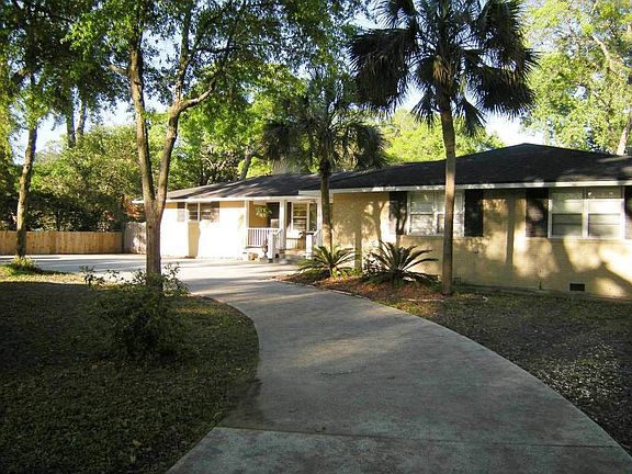 large circular drive