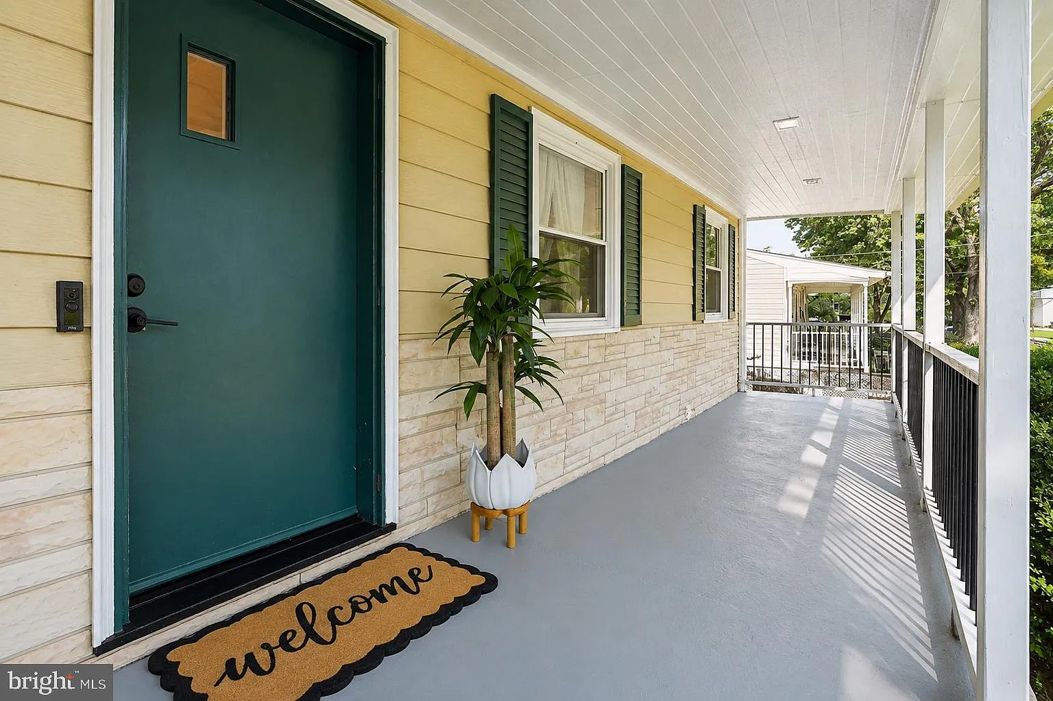 3 bed, 2.0 bath, 910 sqft, $3,000 — Photo 4