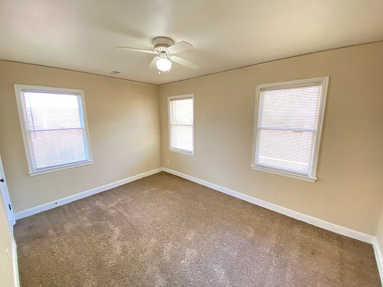 4303 Leatherwood Ave — Photo 9