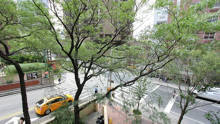 Rented by Keller Williams NYC | media 36