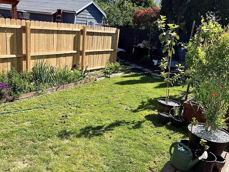 1910 Marin St — Photo 17