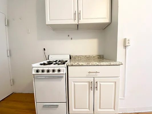 Rented by Union Square Property Management | media 4