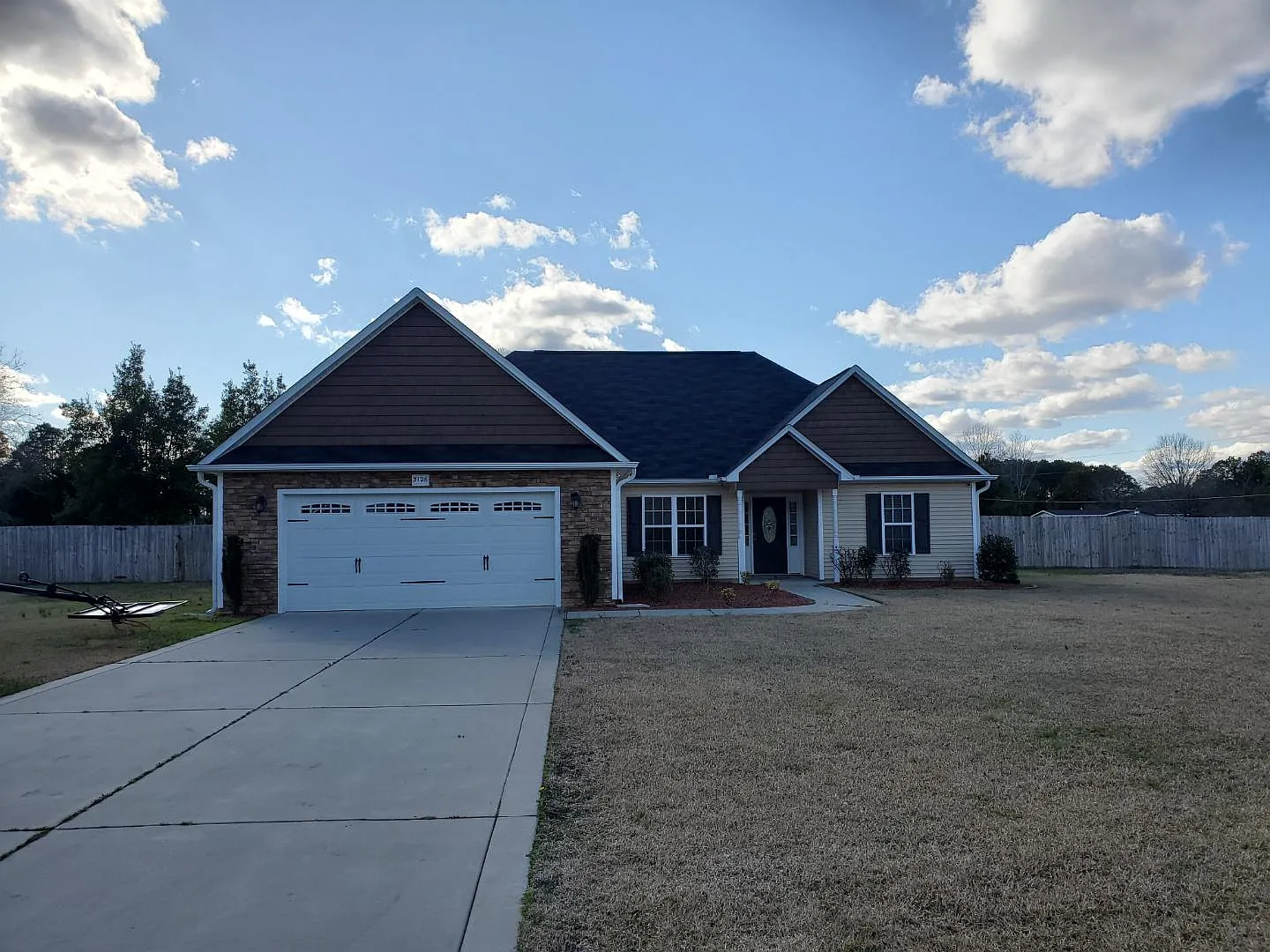 3126 Thrower Rd — Photo 1