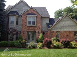 14746 Crofton Dr, Shelby Township, MI 48315