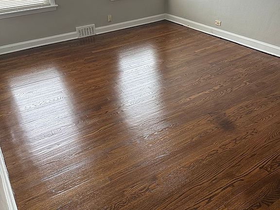 4th image of 5431 W Greenfield Ave #3