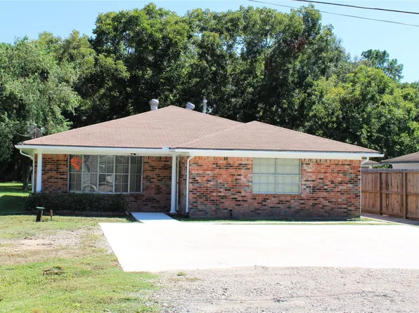 121 Mary Ln, Bacliff, TX 77518