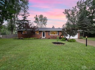 2844 La Cresta Dr, Dayton, OH 45431