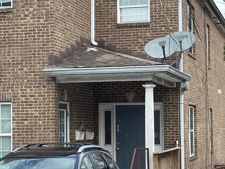 433 Oak St #3 — Photo 1