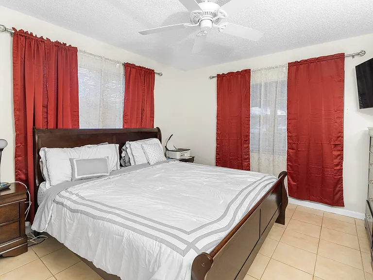 505 Mansfield N #M — Photo 4
