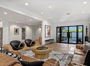 3815 N Macgregor Way, Houston, TX 77004