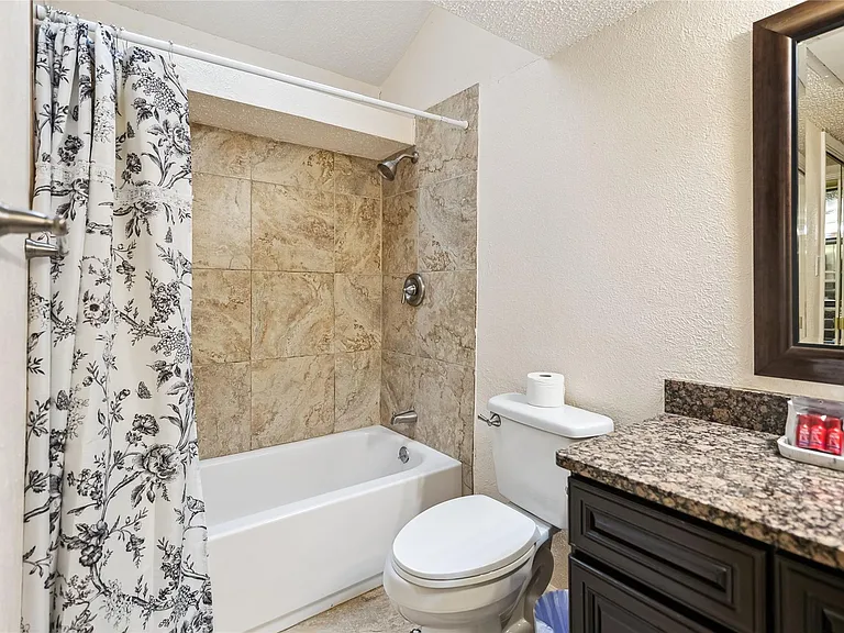 655 Cimarron Trl — Photo 14
