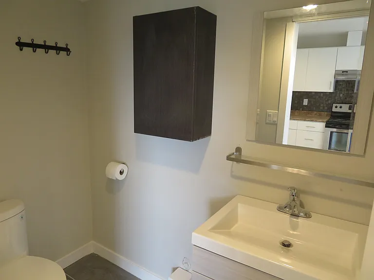 120 Jacobs Rd — Photo 5