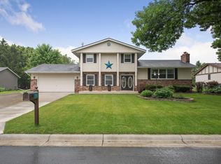 1981 Shakopee Ave E, Shakopee, MN 55379