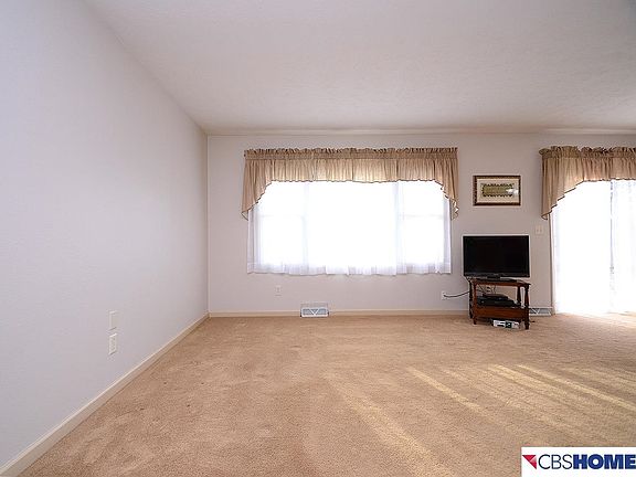5th image of 803 Brenton Ave