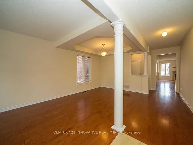 59 William Bartlett Dr — Photo 3