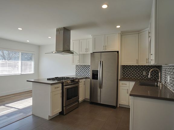 3rd image of 2827 Orchard Ave #374c7bca9