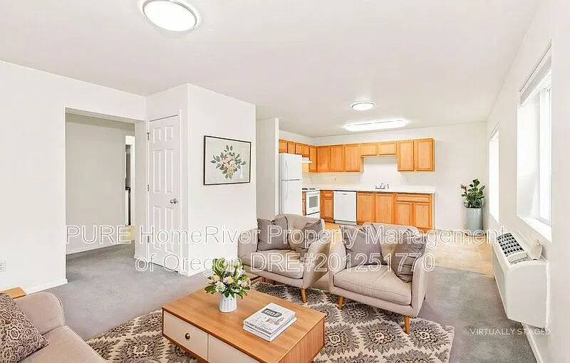 Stacey Lee Apartments