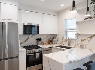 11249 Huston St #4, North Hollywood, CA 91601