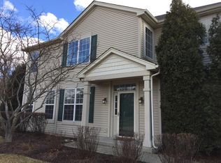 2201 Gallant Fox Cir, Montgomery, IL 60538