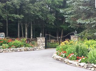 Fox Paw Ln, Banner Elk, NC 28604
